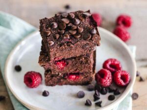 fettine di torta con lamponi