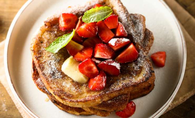 french toast alle fragole