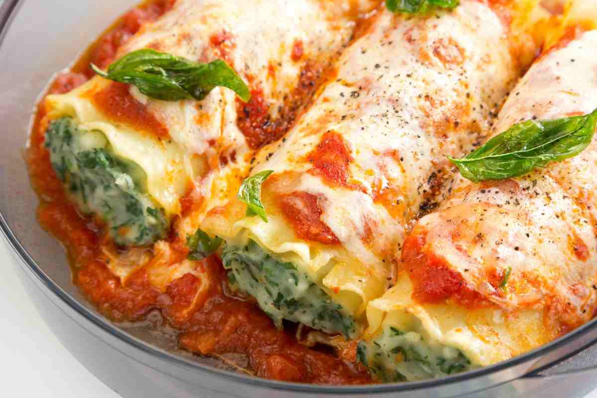 cannelloni al sugo ripieni