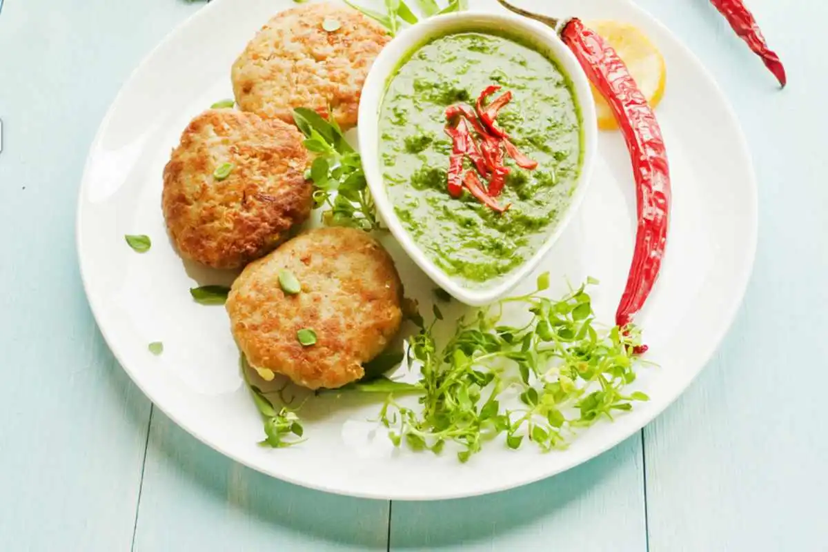 Cotolette con pesto e peperoncino