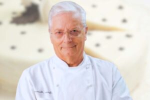 ignio massari e torta da sfondo