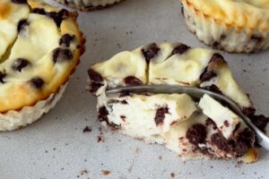 muffin con gocce di cioccolato e ricotta