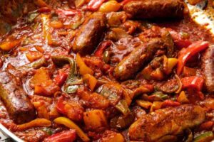 peperoni al sugo con salsicce