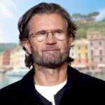 carlo cracco con panorama sullo sfondo