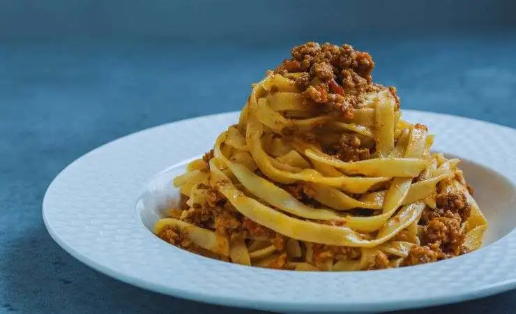 fettuccine al ragù