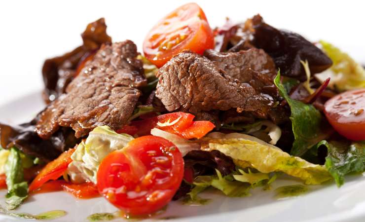 straccetti di carne in insalata