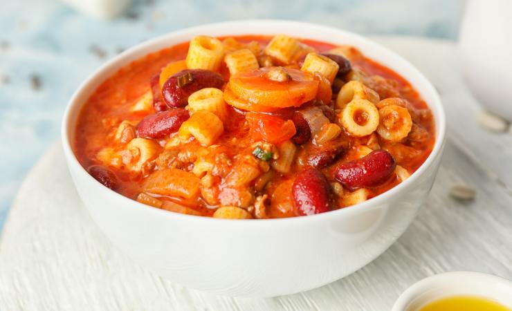 pasta e fagioli al pomodoro