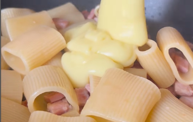 pasta alla napoletana