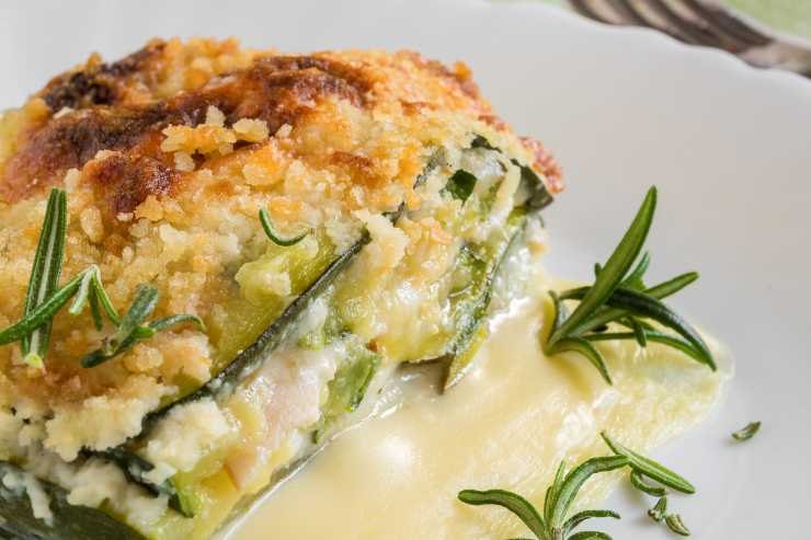 pezzo di sformato di zucchine