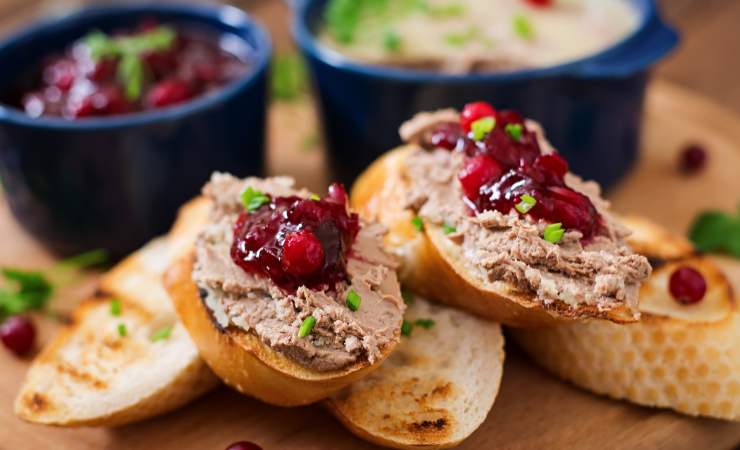 crostini di fegatini