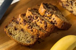 Fette di torta cin gocce di cioccolato