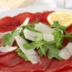 bresaola con rucola e grana