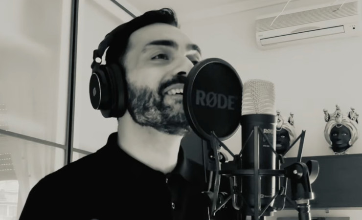 Antonio Paolino che canta