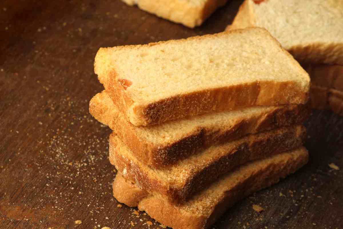 Fette biscottate sparse