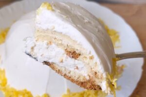 fetta di delizia al limone