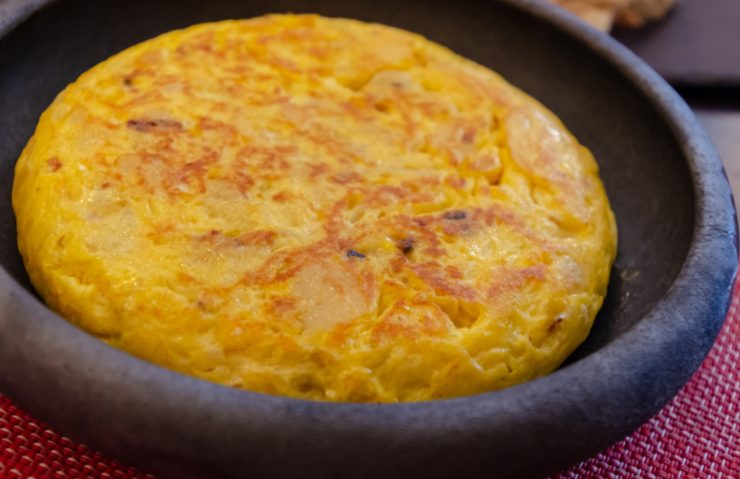 frittata di patate dentro ad un contenitore