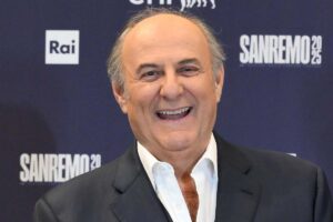 gerry scotti in primo piano