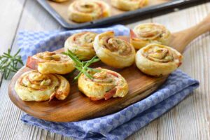 girelle salate di pasta sfoglia