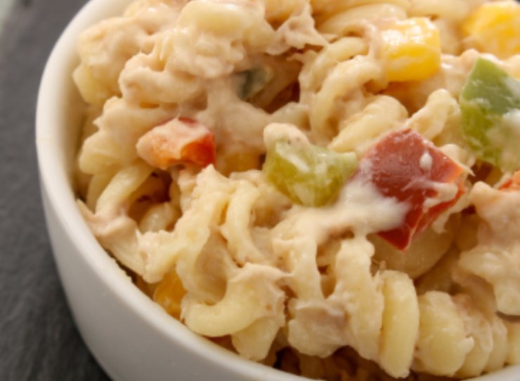 insalata di pasta con verdure