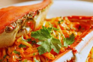 linguine all'astice con carapace