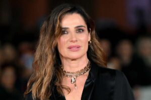 luisa ranieri in primo piano