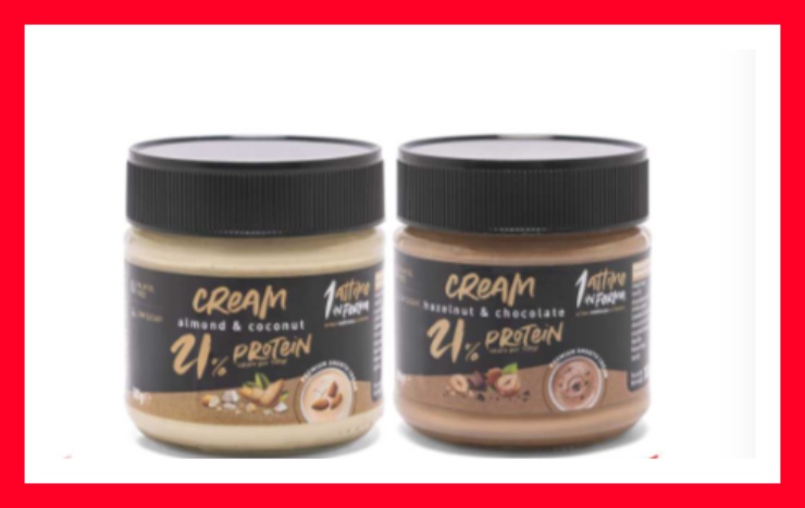 due barattolini di creme spalmabili proteiche