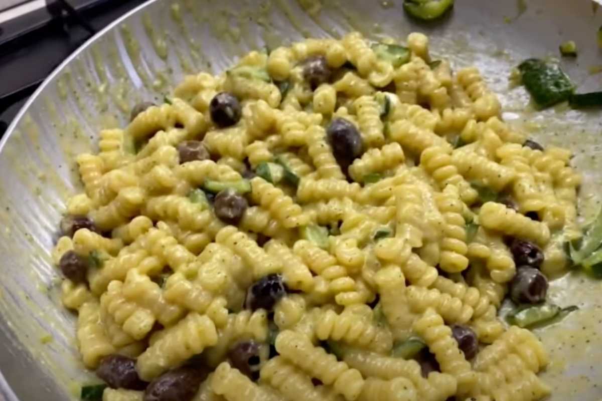una pasta nella pentola