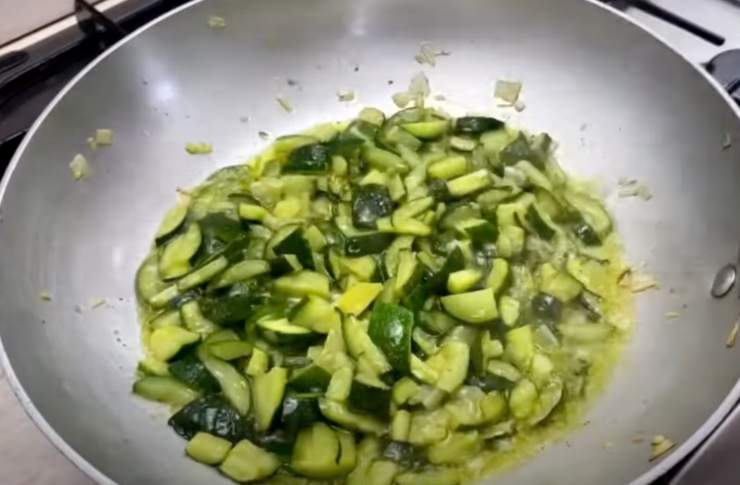 zucchine in padella