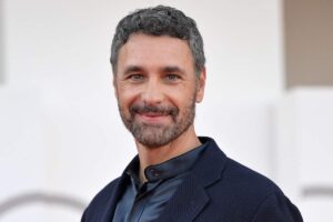 raoul bova in primo piano