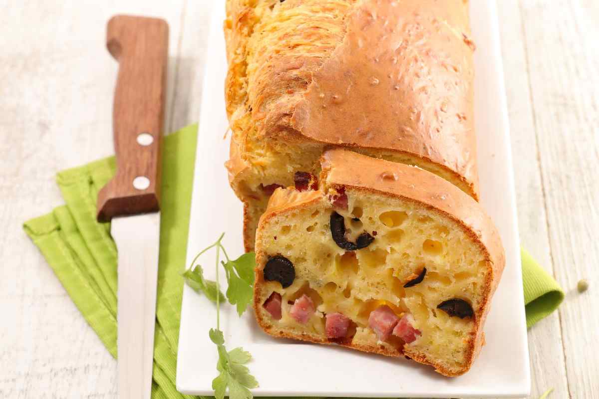 plumcake salato con olive