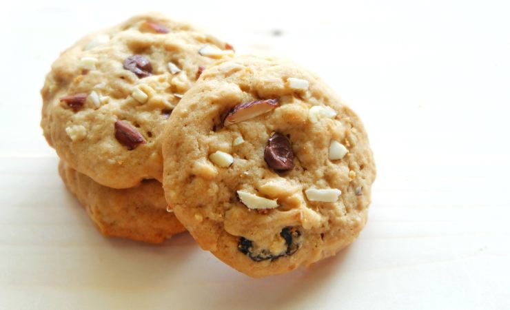 biscotti mandorle e gocce di cioccolato