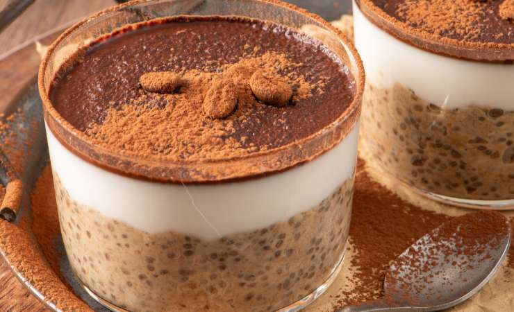 dessert al cucchiaio al caffè