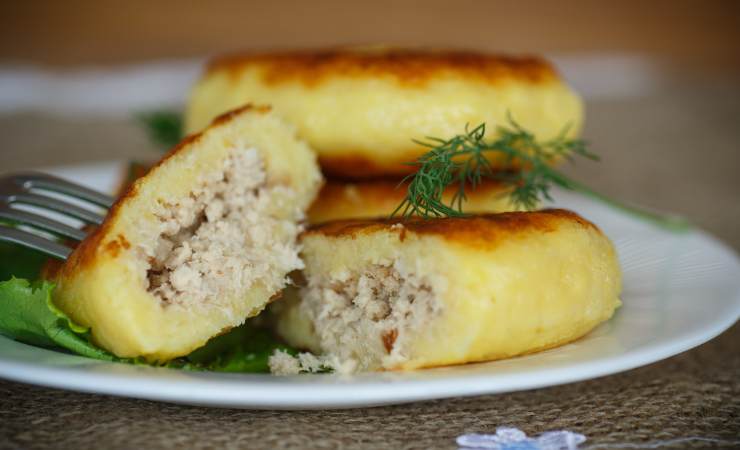 focaccine di patate ripiene