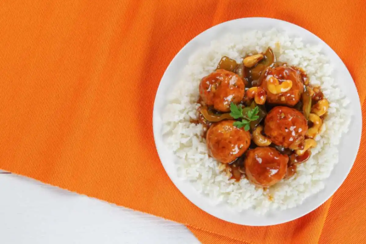 polpette al sugo sopra del riso