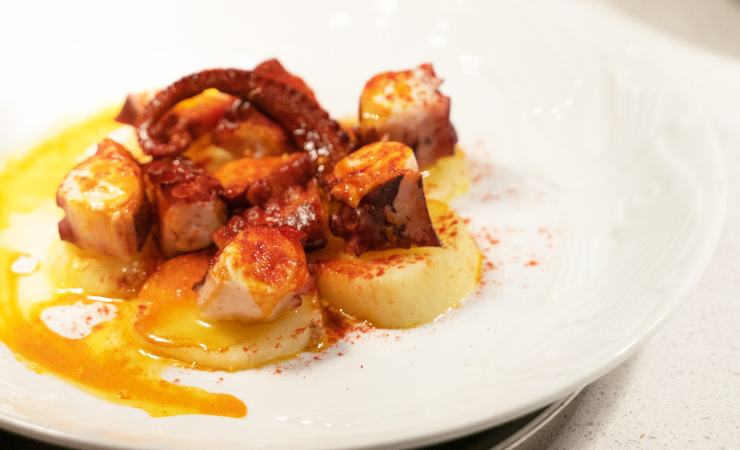 piatto di polpo alla galiziana