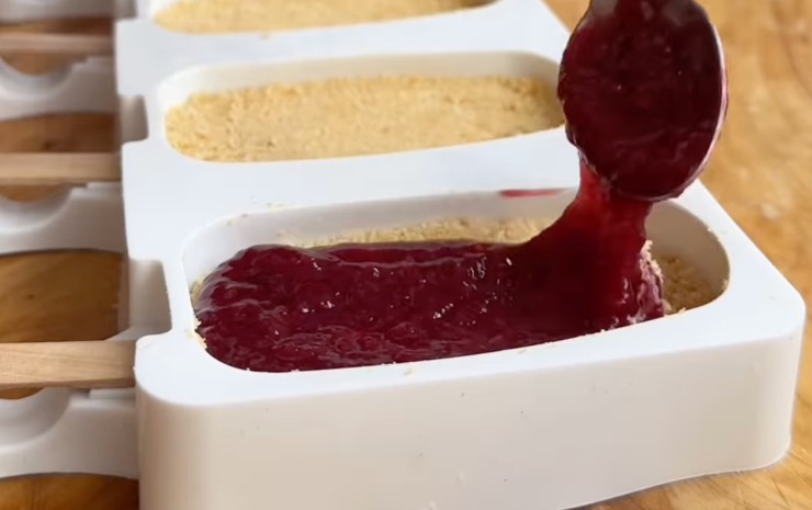 stampini con impasto per gelato