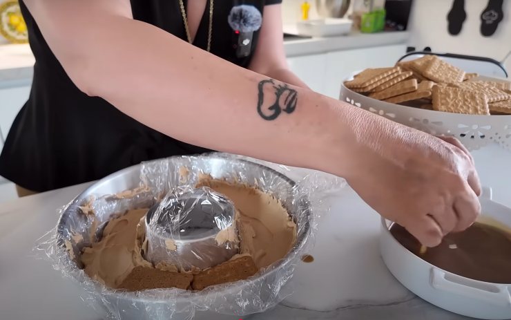 debora di tutti a tavola prepara il semifreddo