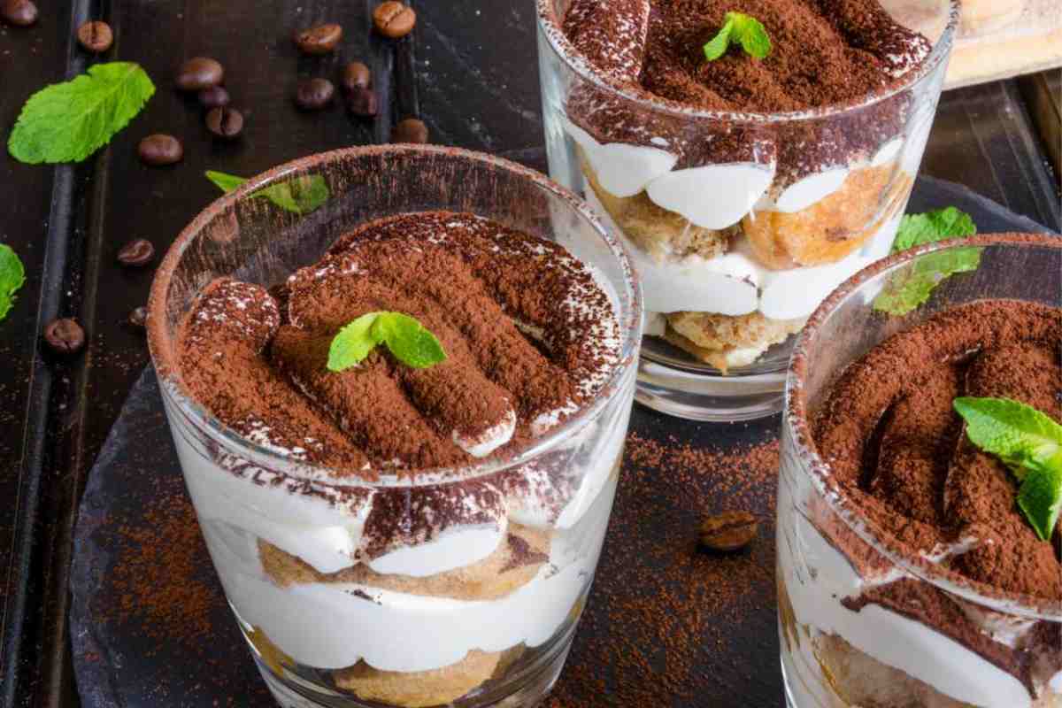 bicchierini di tiramisù