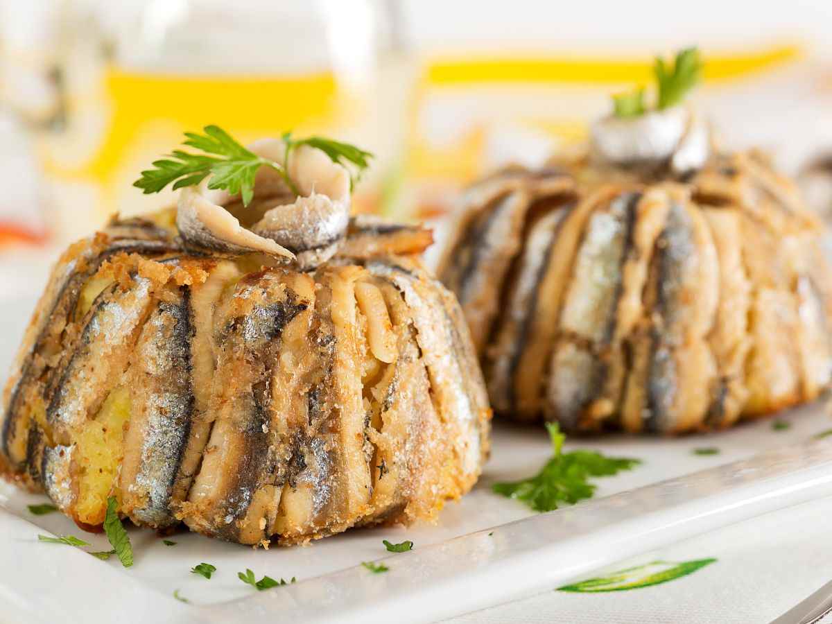 tortini con acciughe