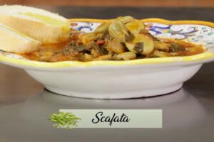 un piatto di zuppa