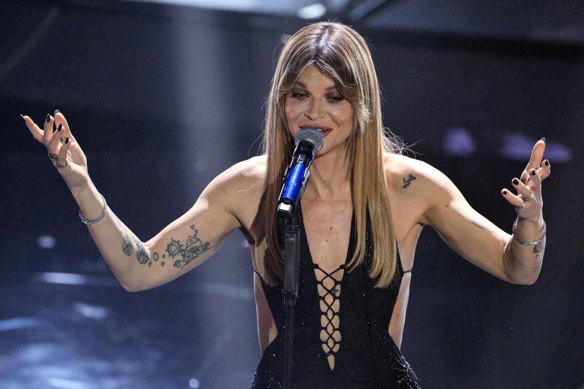 alessandra amoroso che cnta