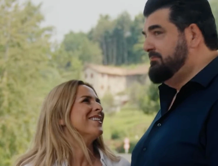Antonino Cannavacciuolo con la moglie Cinzia