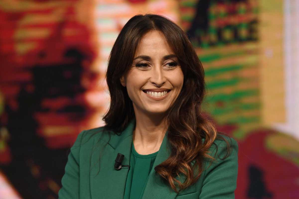 benedetta parodi sorride