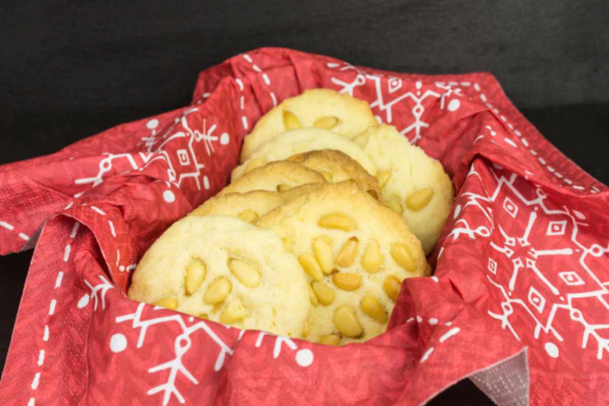 biscotti ai pinoli
