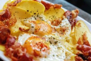 patate con uova e pancetta