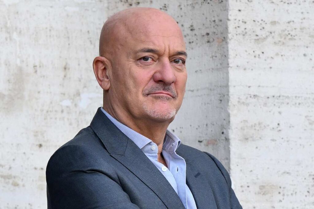 claudio bisio in primo piano