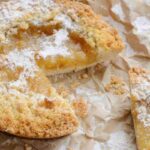crostata sbriciolata tagliata