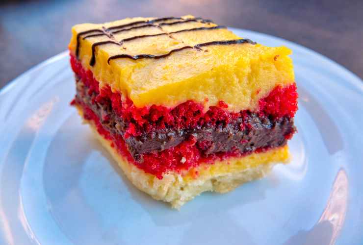 fetta di zuppa inglese