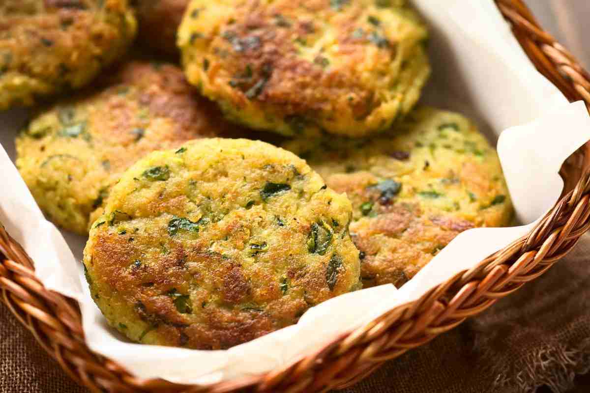 frittelle morbide in un cestino