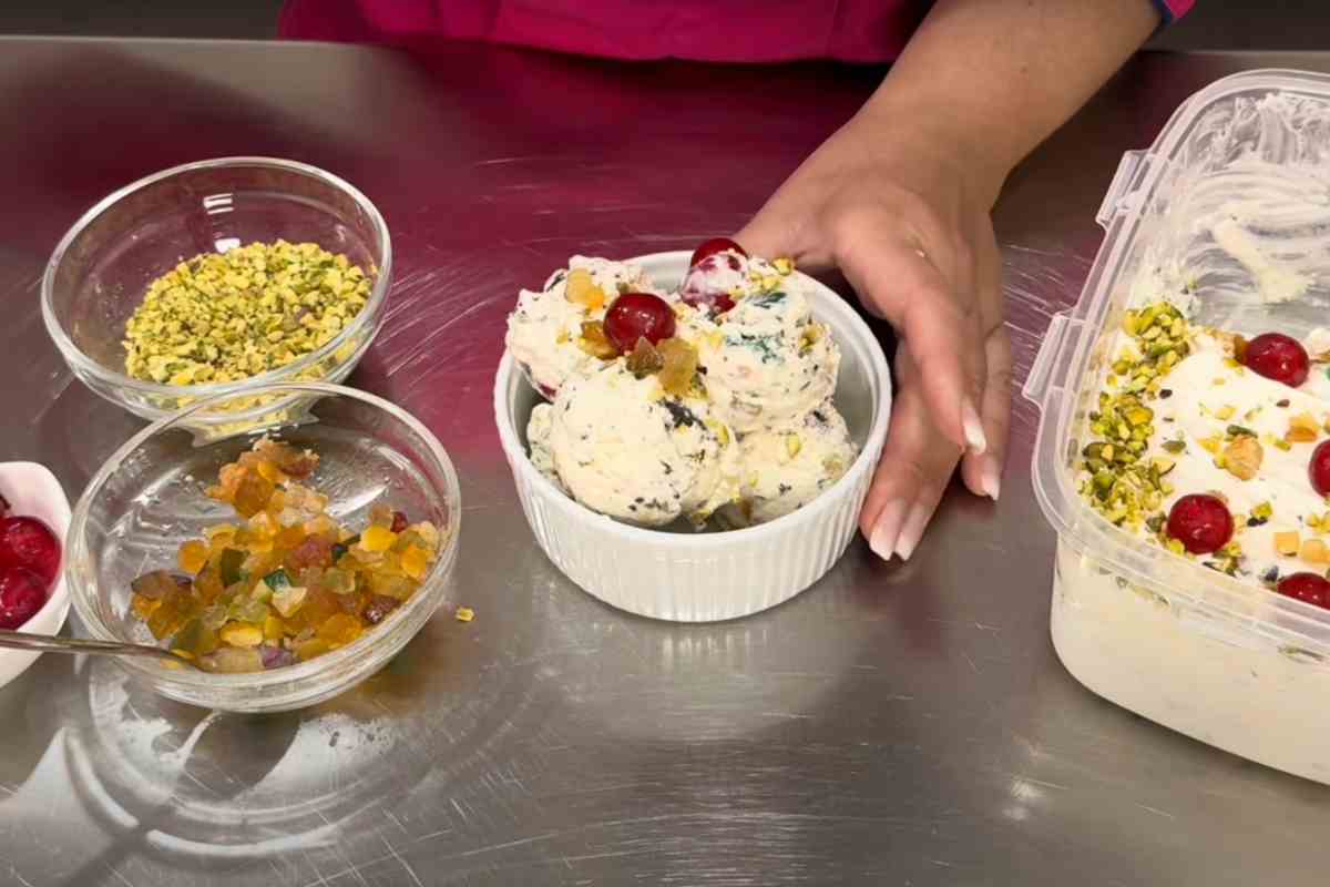 gelato cassata in una ciotolina